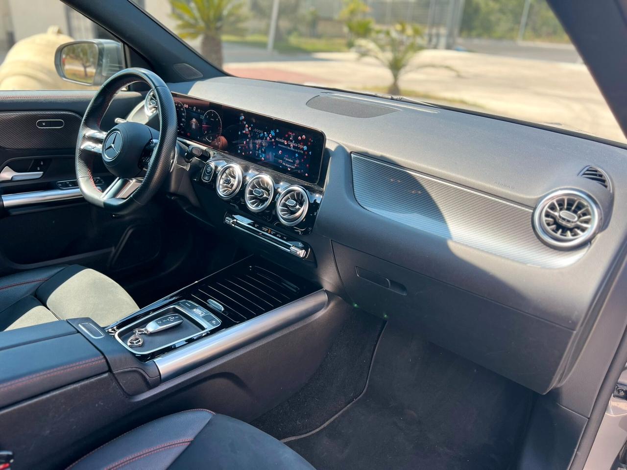 Mercedes-benz GLA 200 d 150cv AMG Premium UNICO PROPRIETARIO IVA ESPOSTA
