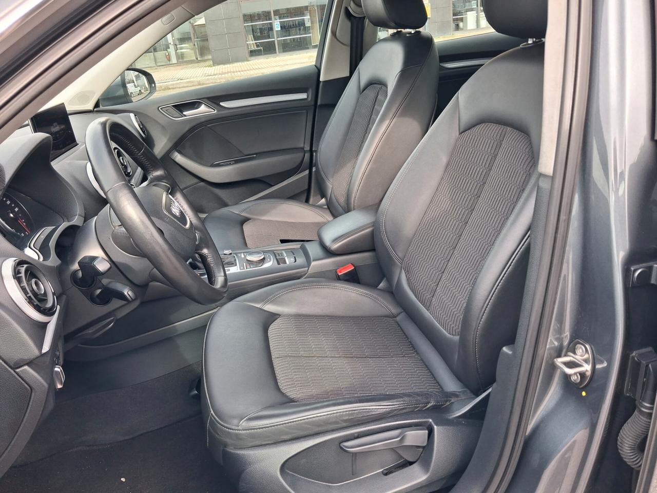 Audi A3 2.0 TDI 150 CV clean diesel S tronic Ambition