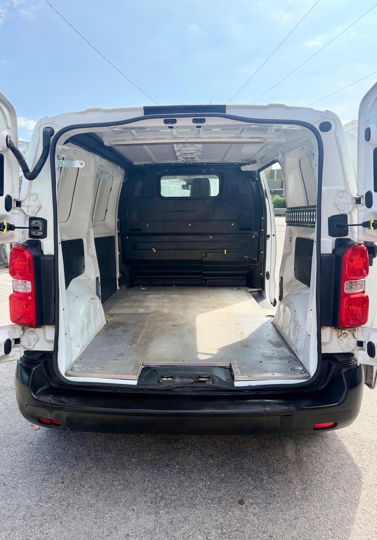 TOYOTA PORACE 2020 1,5 diesel Garanzia 12 Mesi ! ! !