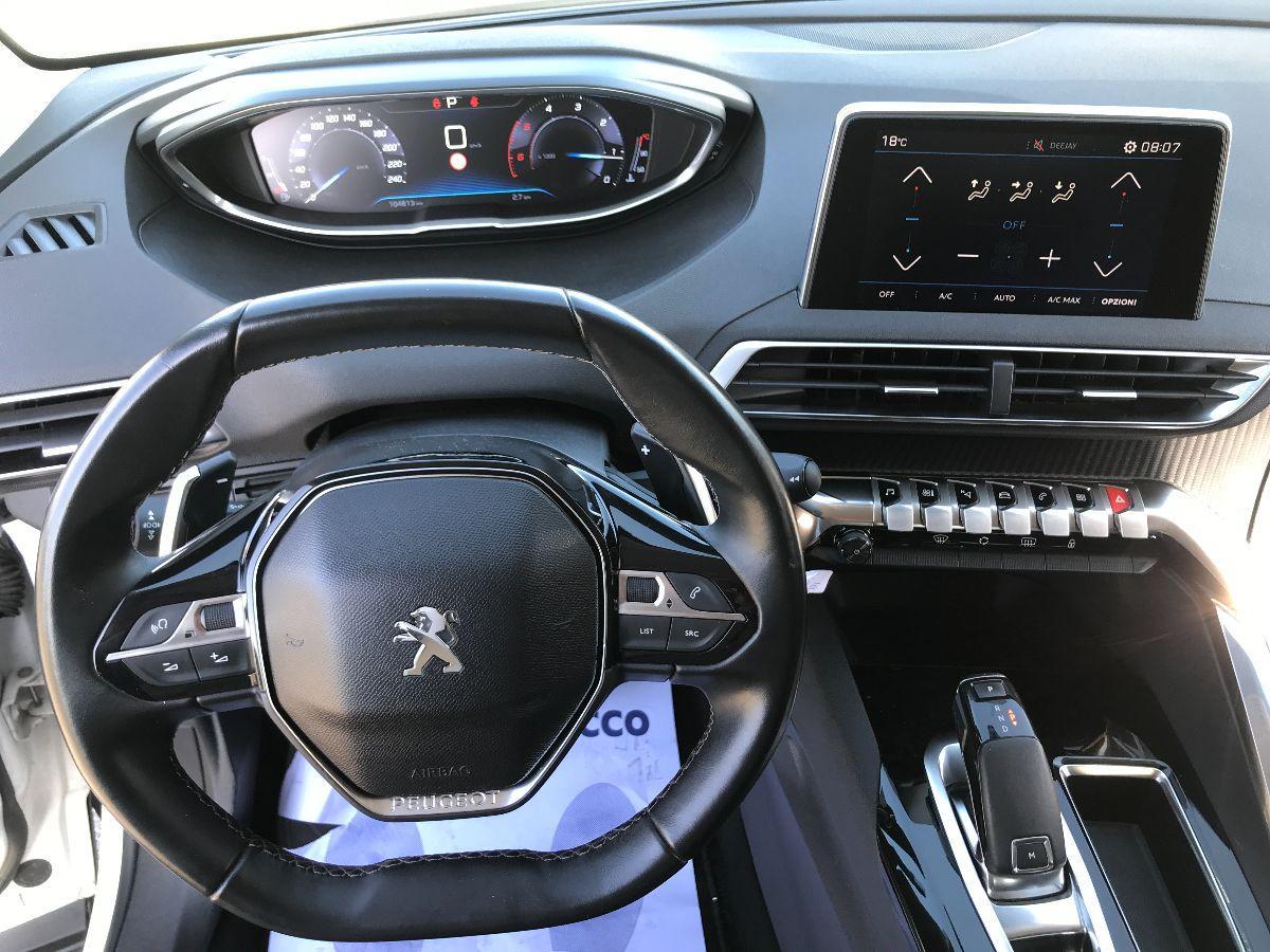 PEUGEOT 3008 1.6 BlueHDi 120cv EAT6 Active