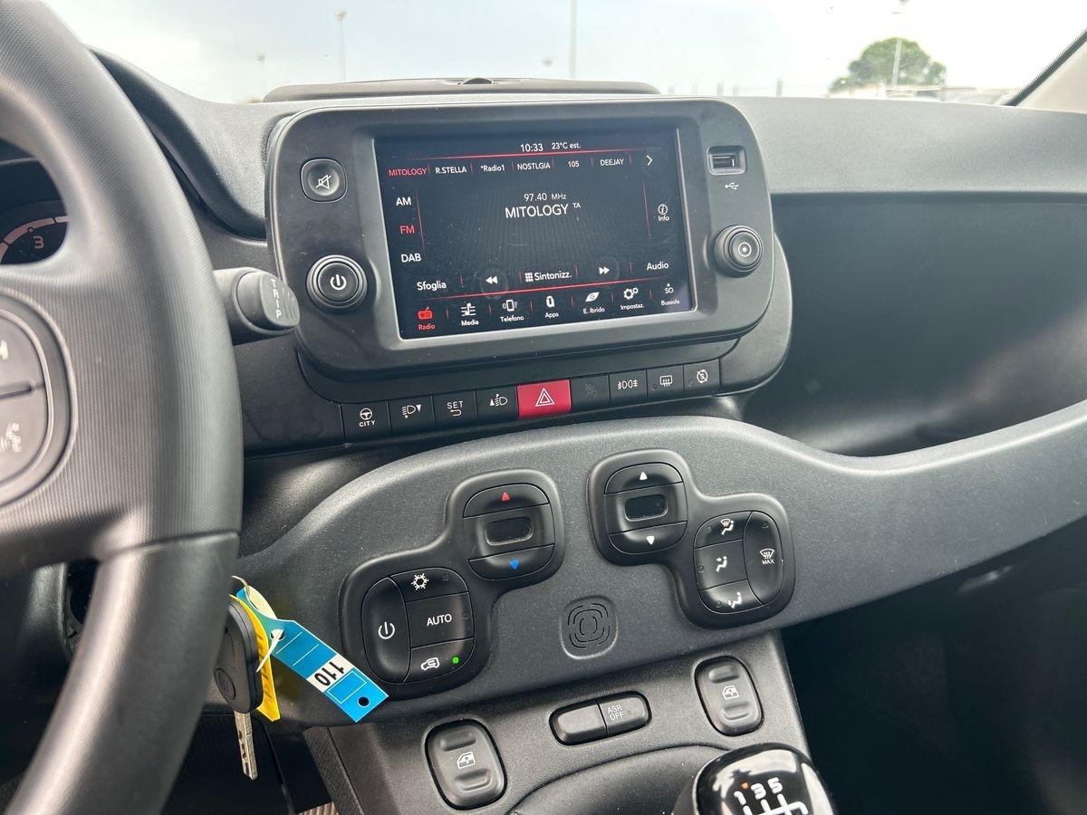 FIAT Panda III 2021 Cross - Panda 1.0 firefly hybrid City Cross s&s 70cv 5p.ti