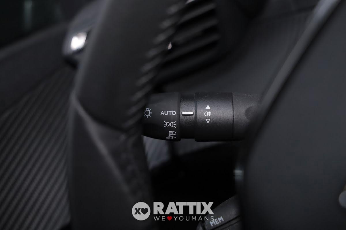 Peugeot 3008 1.2 Puretech 100CV Allure