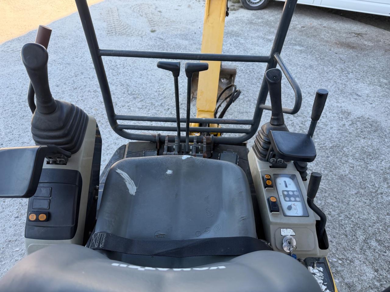 Mini escavatore Komatsu PC14R HS