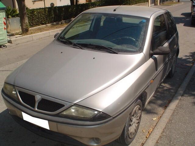 Lancia Y 1.1i cat Elefantino Blu