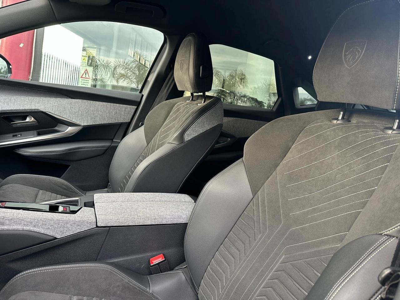 Peugeot 3008 Hybrid 136 e-DCS6 GT