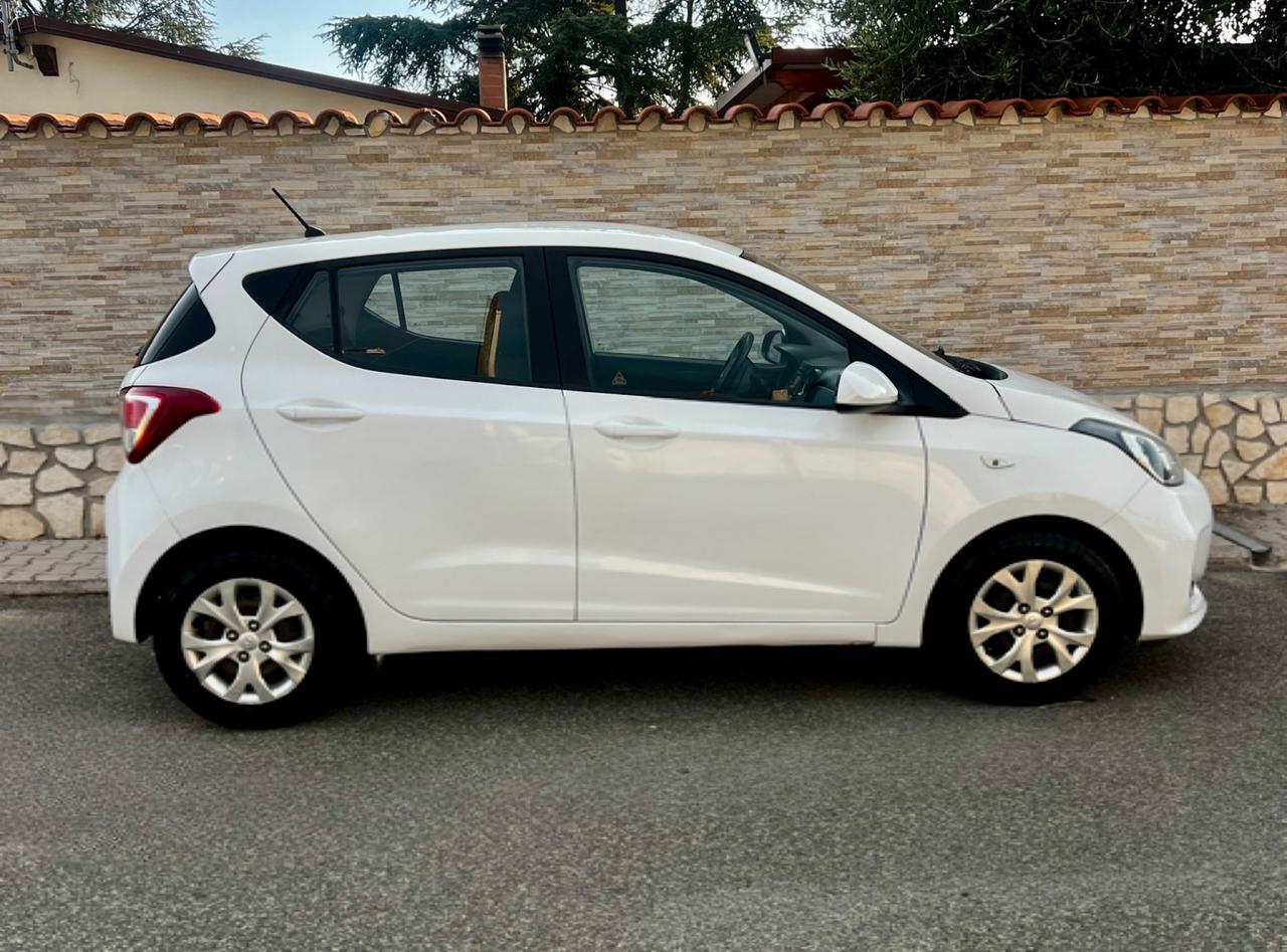 Hyundai i10 1.0 GPL LPGI Econext Sound Edition