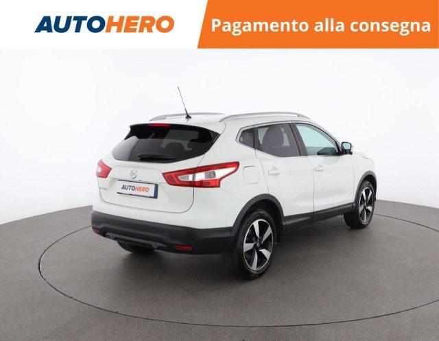 NISSAN Qashqai 1.2 DIG-T N-Connecta