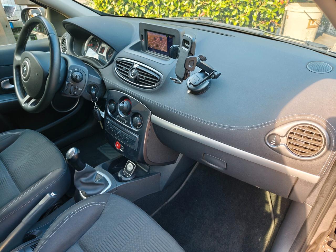 Renault Clio 1.2 75CV 5 porte – Solo 89.000 km – OK NEOPATENTATI