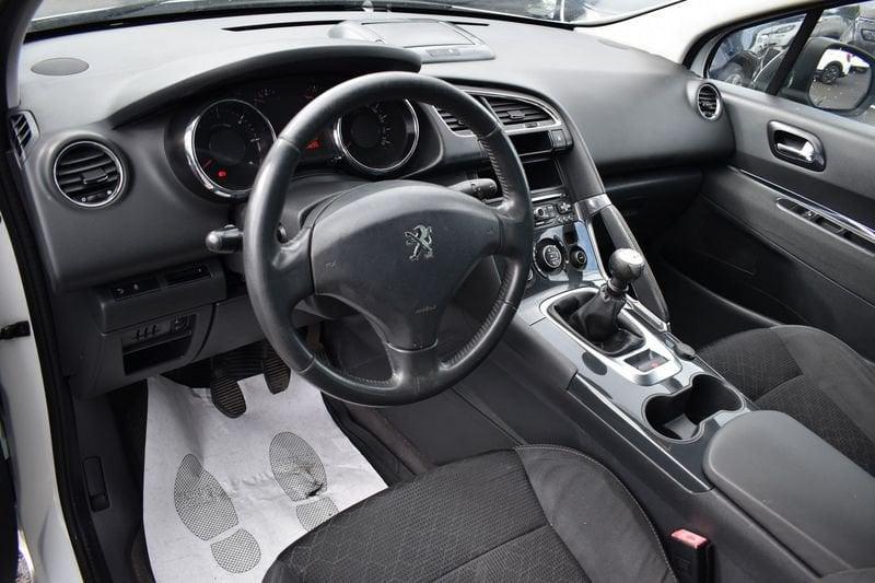 Peugeot 3008 1.6 8v HDi 115cv FAP Allure