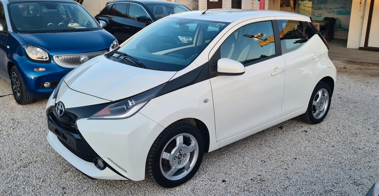 Toyota Aygo 1.0 NESSUN OBBLIGO DI FINANZIAMENTO GARANZIA 12 MESI