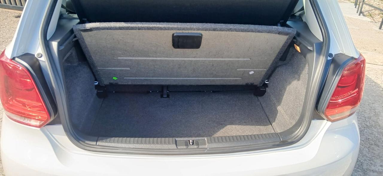 Volkswagen Polo 1.2 TDI Comfortline - 2014