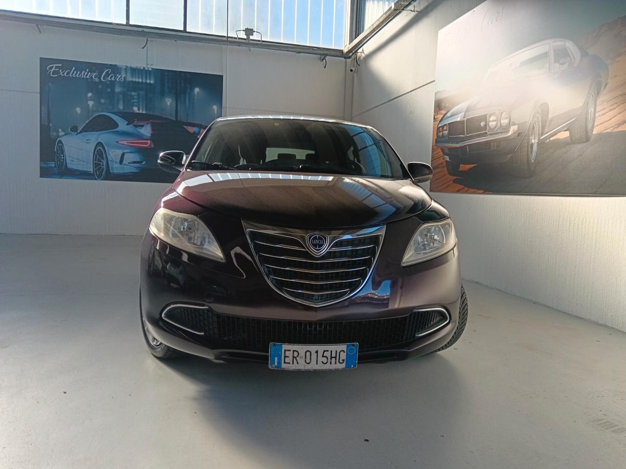 Lancia Ypsilon 1.2 69 CV 5 porte Gold