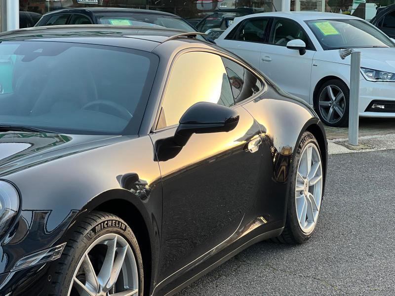 Porsche 992 3.0 Carrera auto