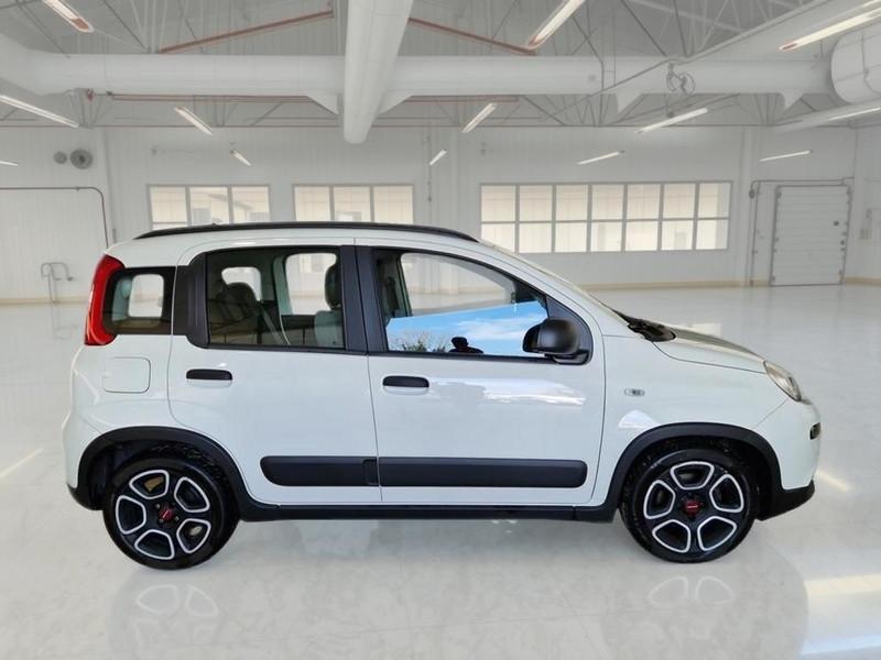 FIAT PANDA 1.0 FIREFLY 70 CV SES HYBRID CITY LIFE 5 PORTE BERLINA