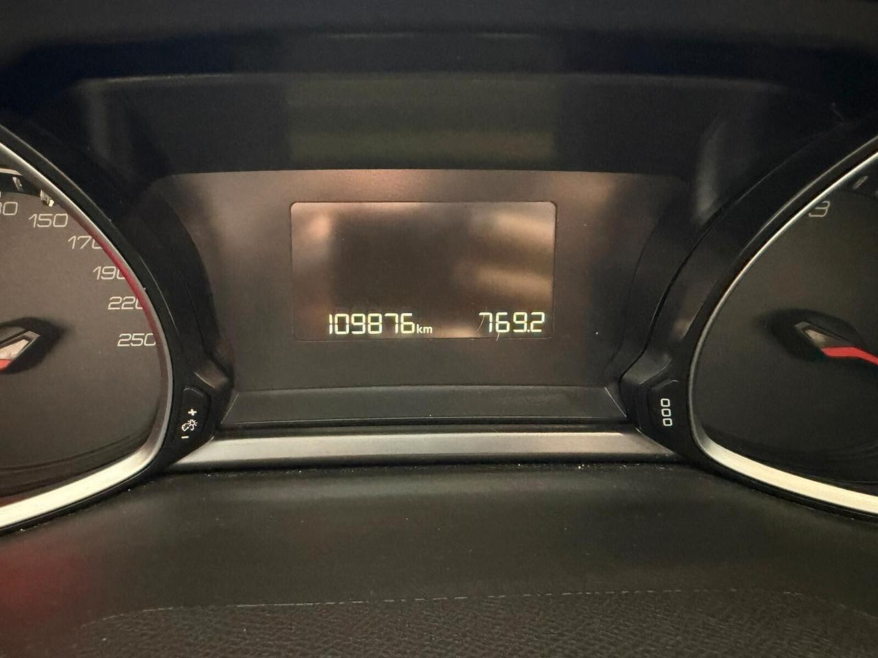 Peugeot 308 BlueHDi 130 S&S EAT8 SW Active