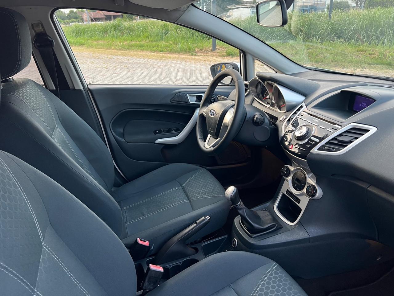 Ford Fiesta 1.4 5 porte Bz.- GPL Titanium