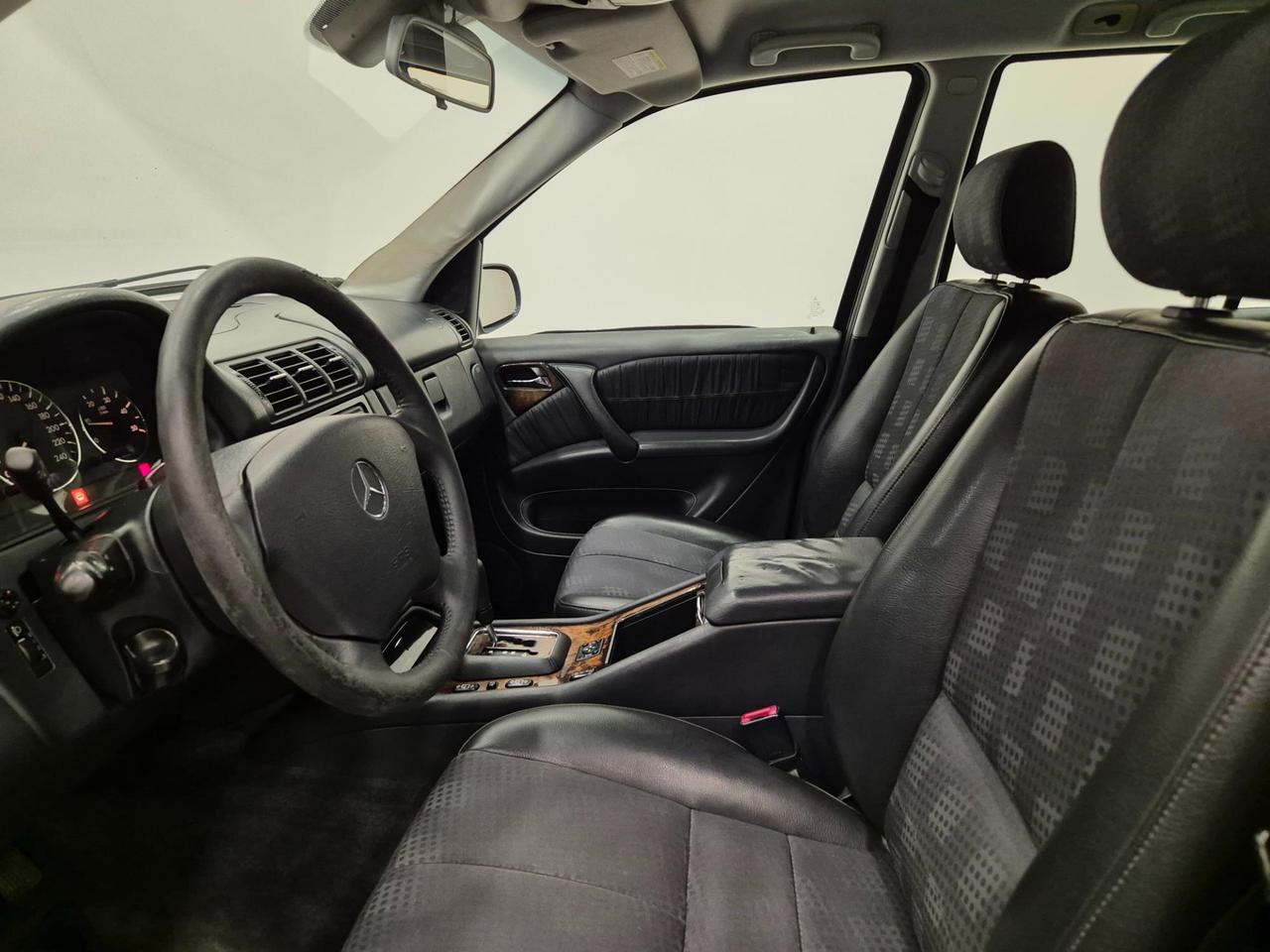 Mercedes ML 270 cdi Special Edition Twin 7 POSTI