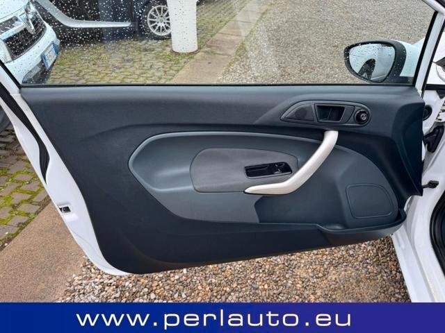 Ford Fiesta 1.6 TDCi 3p. Ghia