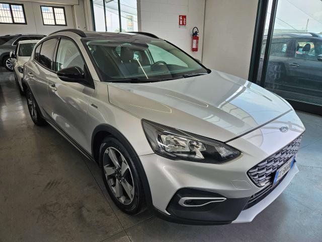 Ford Focus 1.0 ecoboost h ST-Line s HYBRID NEOPATENTATI