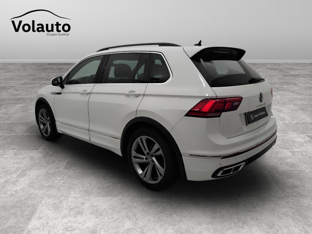 VOLKSWAGEN Tiguan II 2021 - Tiguan 1.5 tsi R-Line 150cv dsg