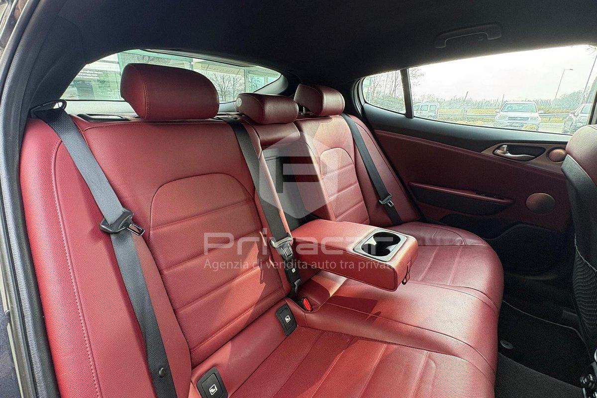 KIA Stinger 2.2 CRDi AWD AT8 GT Line