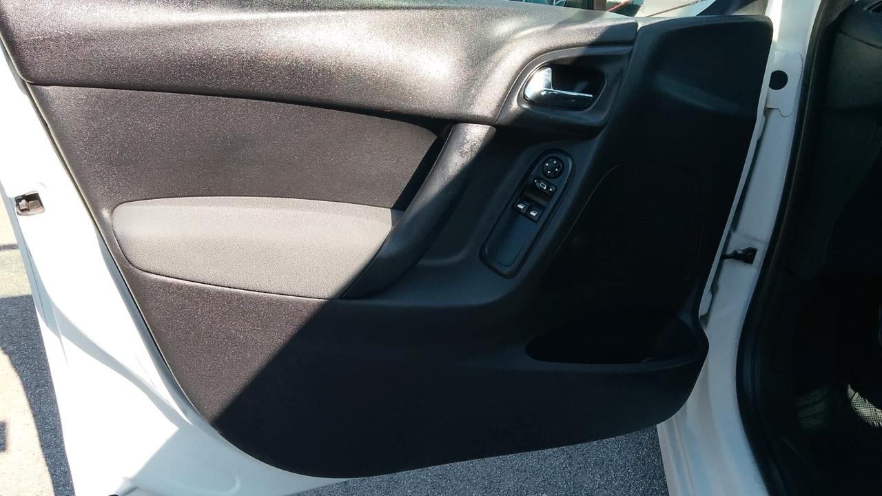 Citroen C3 1.1 benzina neo patentati