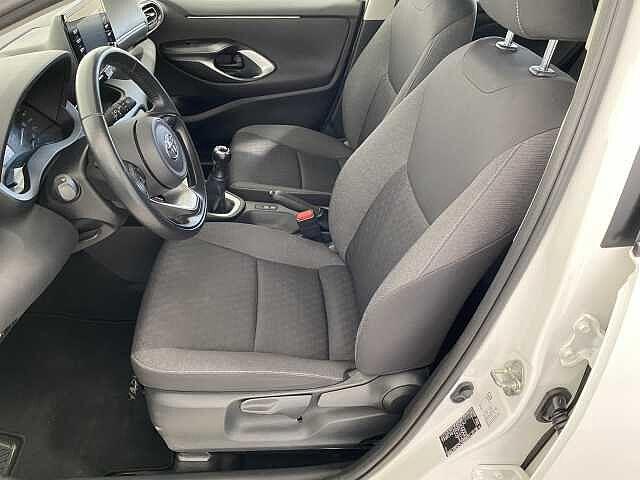 Toyota Yaris 1.0 5 porte Active