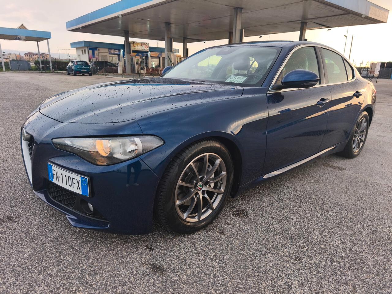 Alfa Romeo Giulia 2.2d 180 CV Manuale