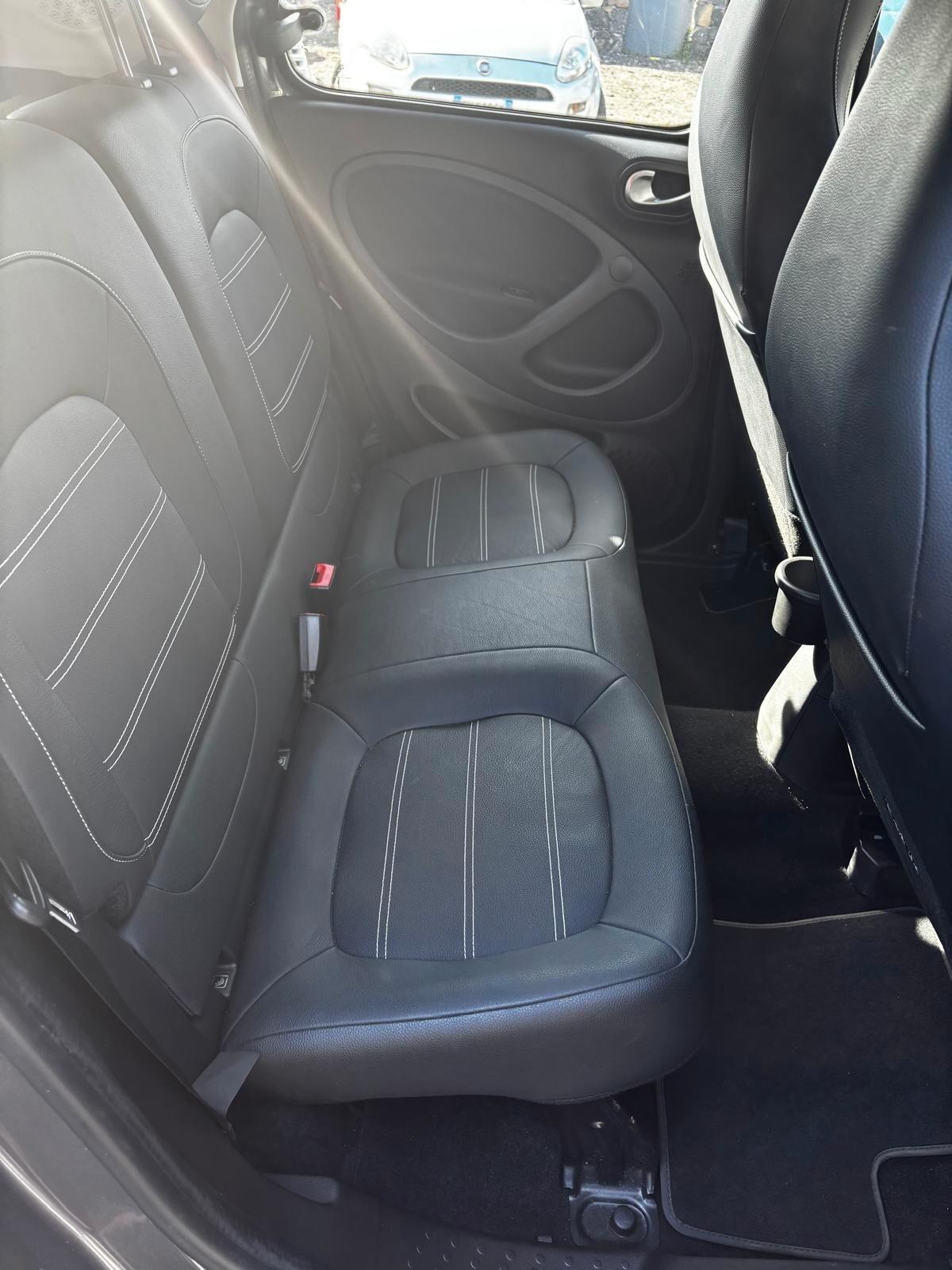 Smart ForFour EQ Racingrey (22kw)