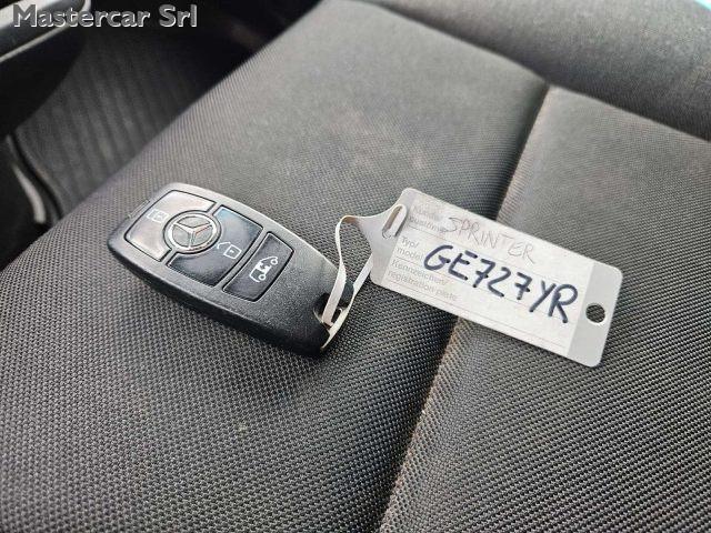 MERCEDES-BENZ Sprinter SPRINTER eSprinter 47kWh- 4 batterie - GE727YR