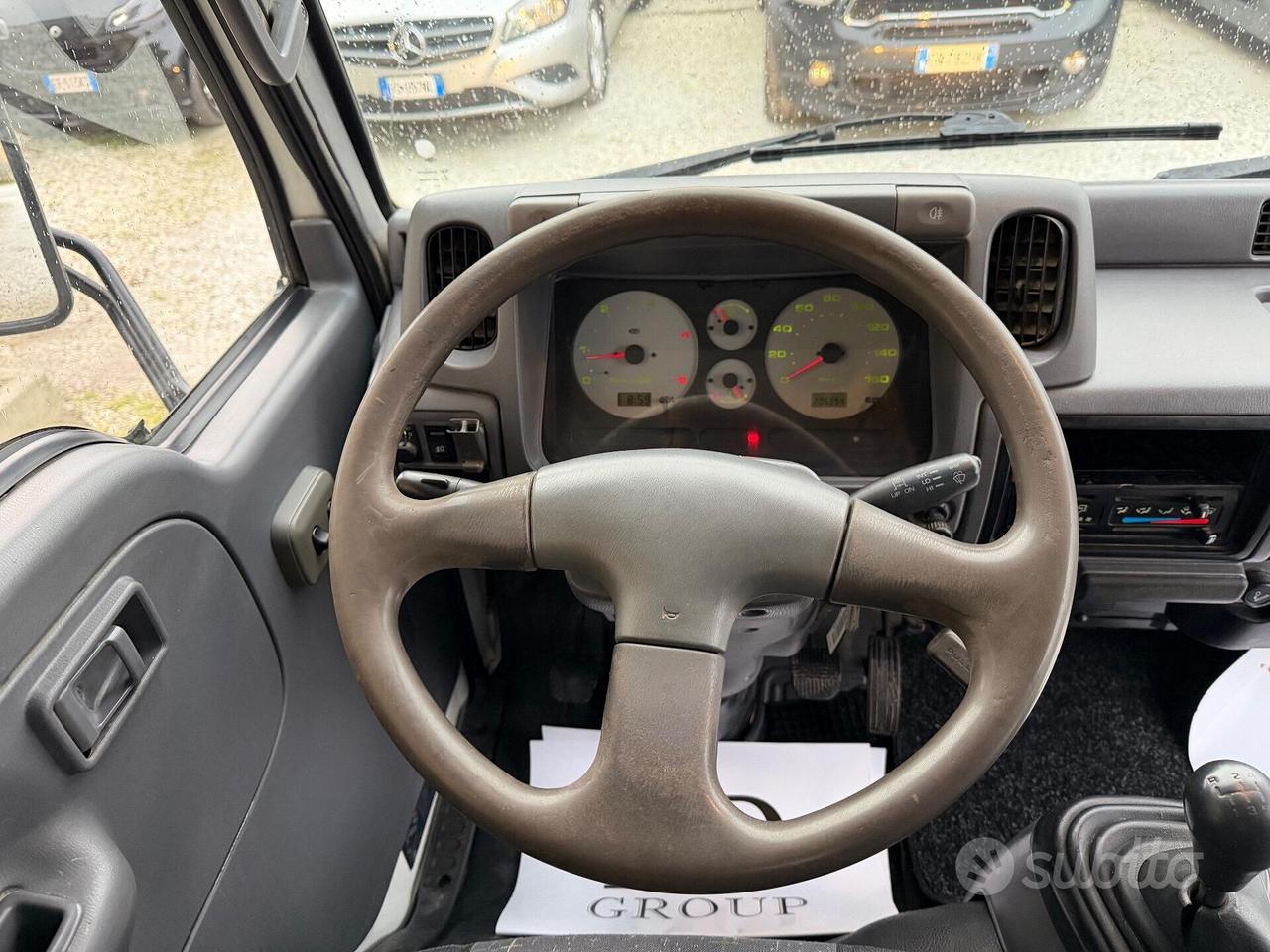 Nissan Cabstar 120.35 3.0 Tdi PL-RG Cabinato SE Ca