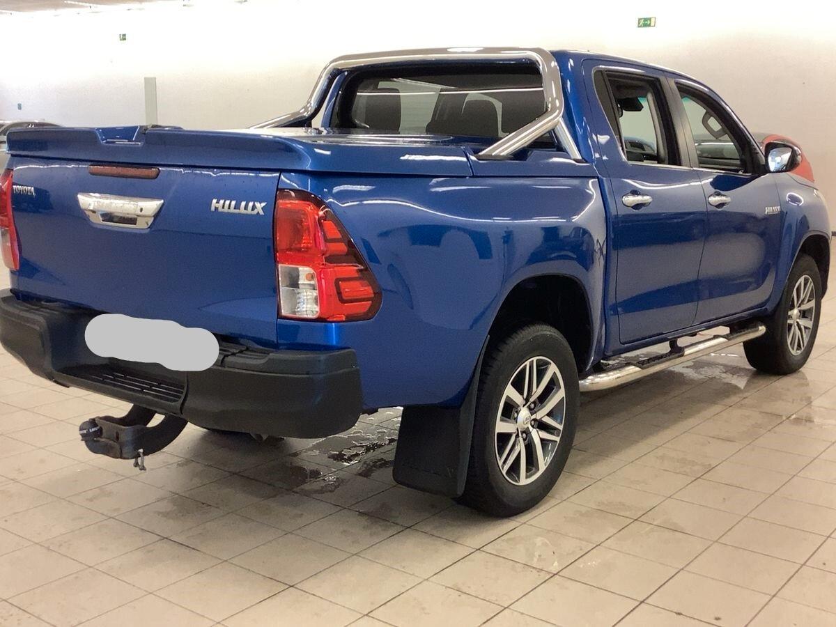 Toyota Hilux 2.4 D-4D 4WD 4 porte Double Cab Comfort