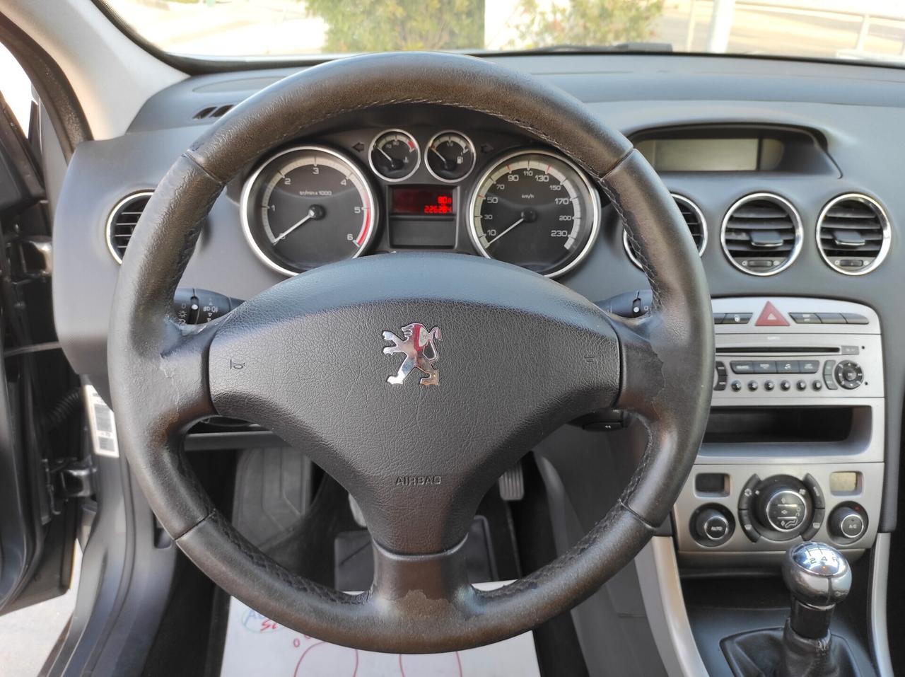 Peugeot 308 1.6 HDi - 90cv NEOPATENTATI