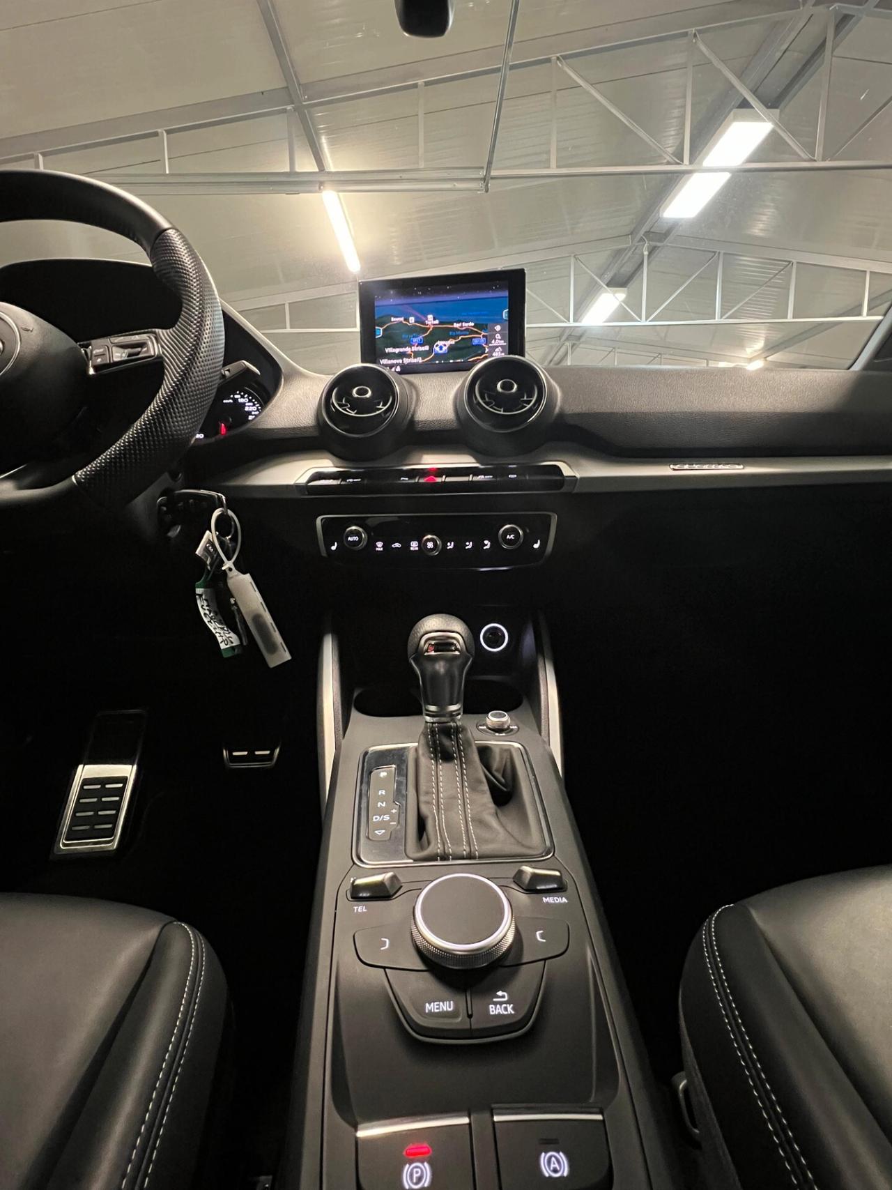 Audi Q2 40 TFSI quattro S tronic line Edition