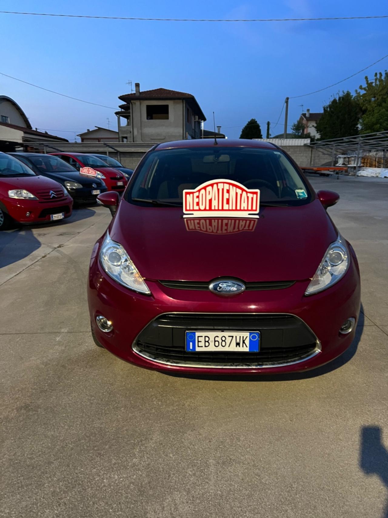 Ford Fiesta 1.4 5 porte Bz.- GPL Titanium