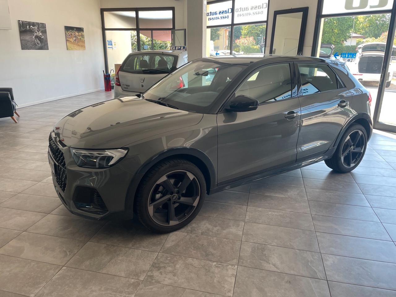 Audi A1 allstreet 30 TFSI S tronic Identity Contrast