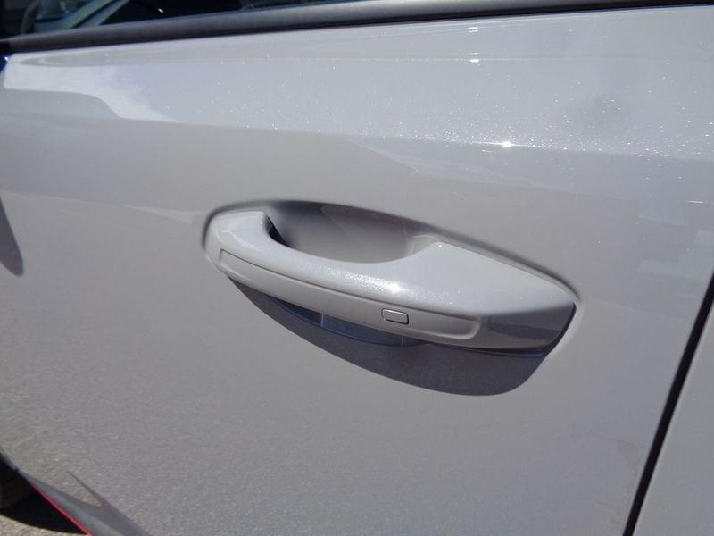 DR AUTOMOBILES DR 6 Stilnovo 1.6 T-GDI GPL 178CV DCT