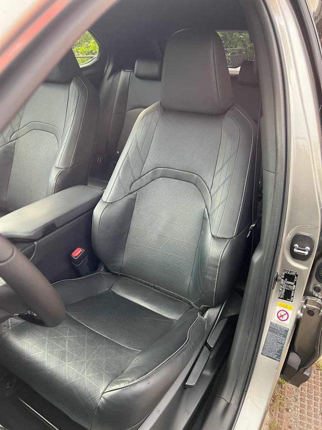 LEXUS UX 250h UX Hybrid Premium UniPro KmCertif