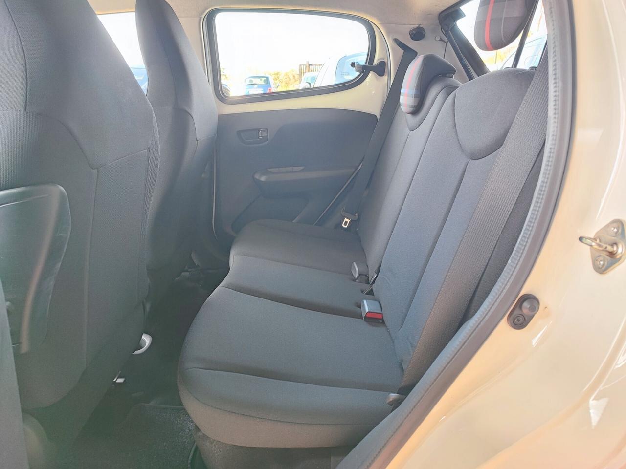 Peugeot 108 VTi 68 5 porte Active TOP! 24.000KM!!!