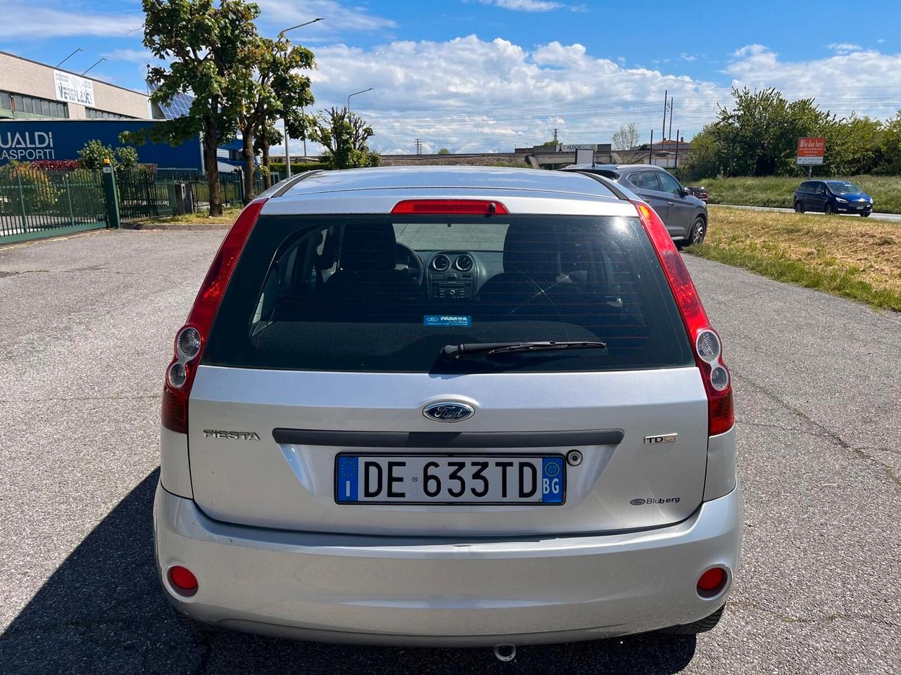Ford Fiesta 1.4 TDCi 5p. Ghia