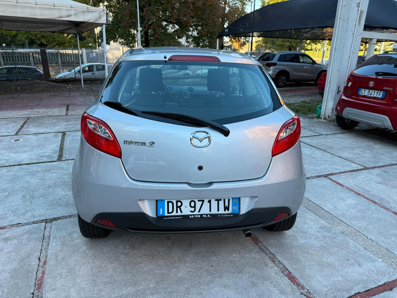 Mazda 2 1.4 play 3 porte ok per neopatentati