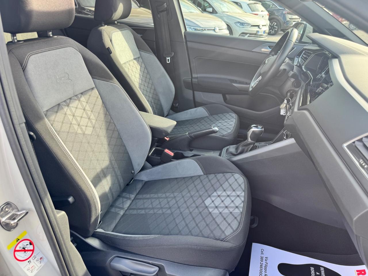 Volkswagen Taigo 1.0 TSI 110 CV DSG R-Line NEOPATENTATI