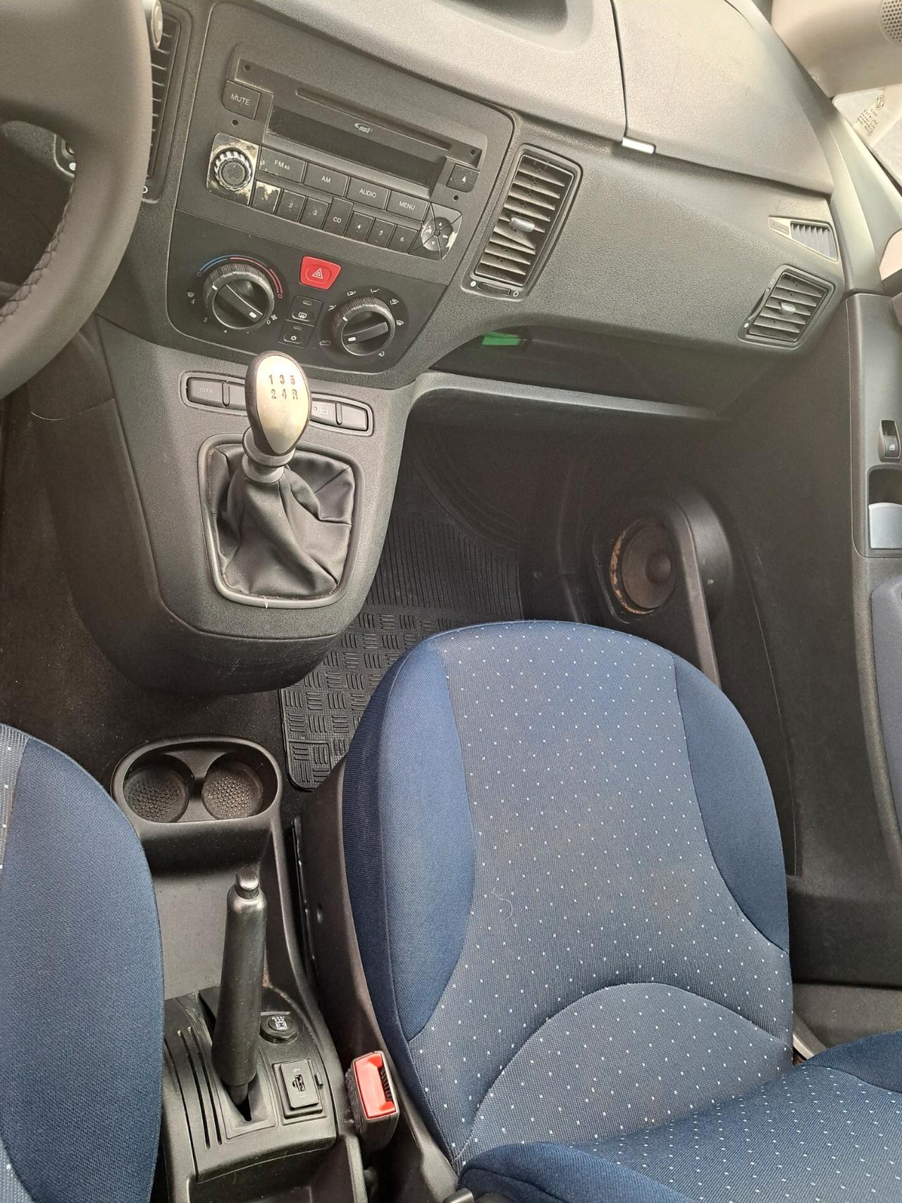 Fiat Idea 1.2 16V Active