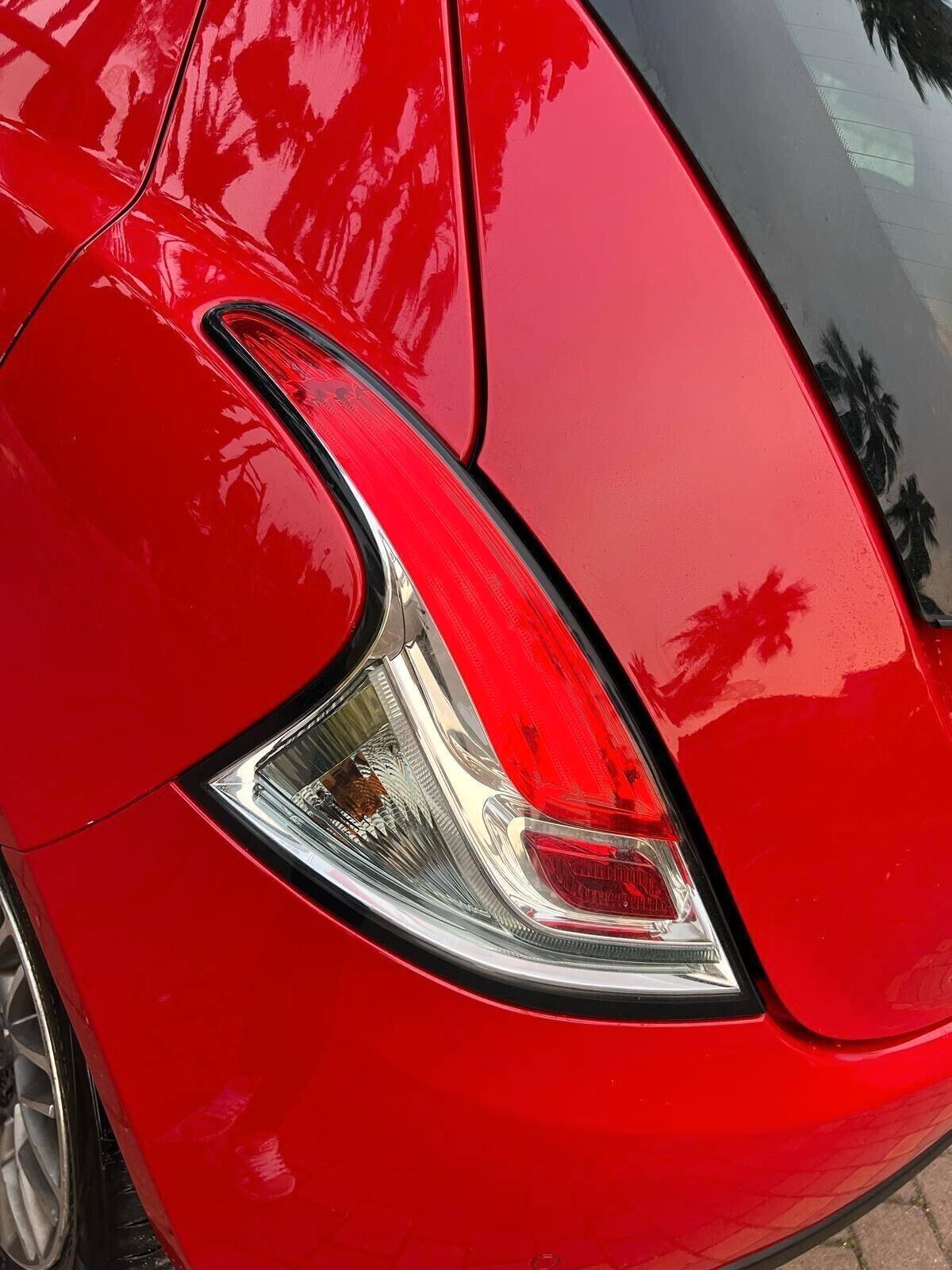 Lancia Ypsilon 1.3 MJT 16V 95 CV 5 porte S&S