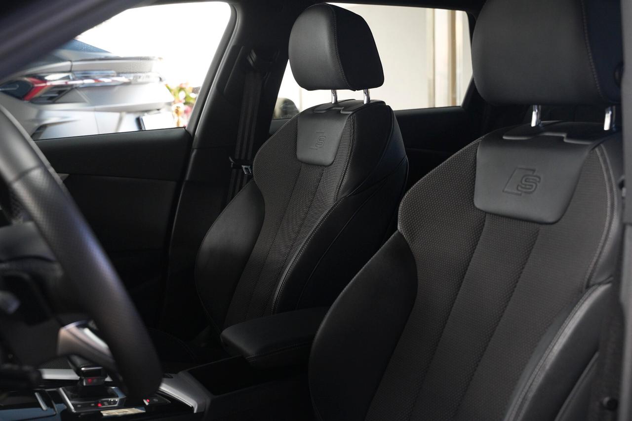 Audi A4 40 TDI S tronic line edition