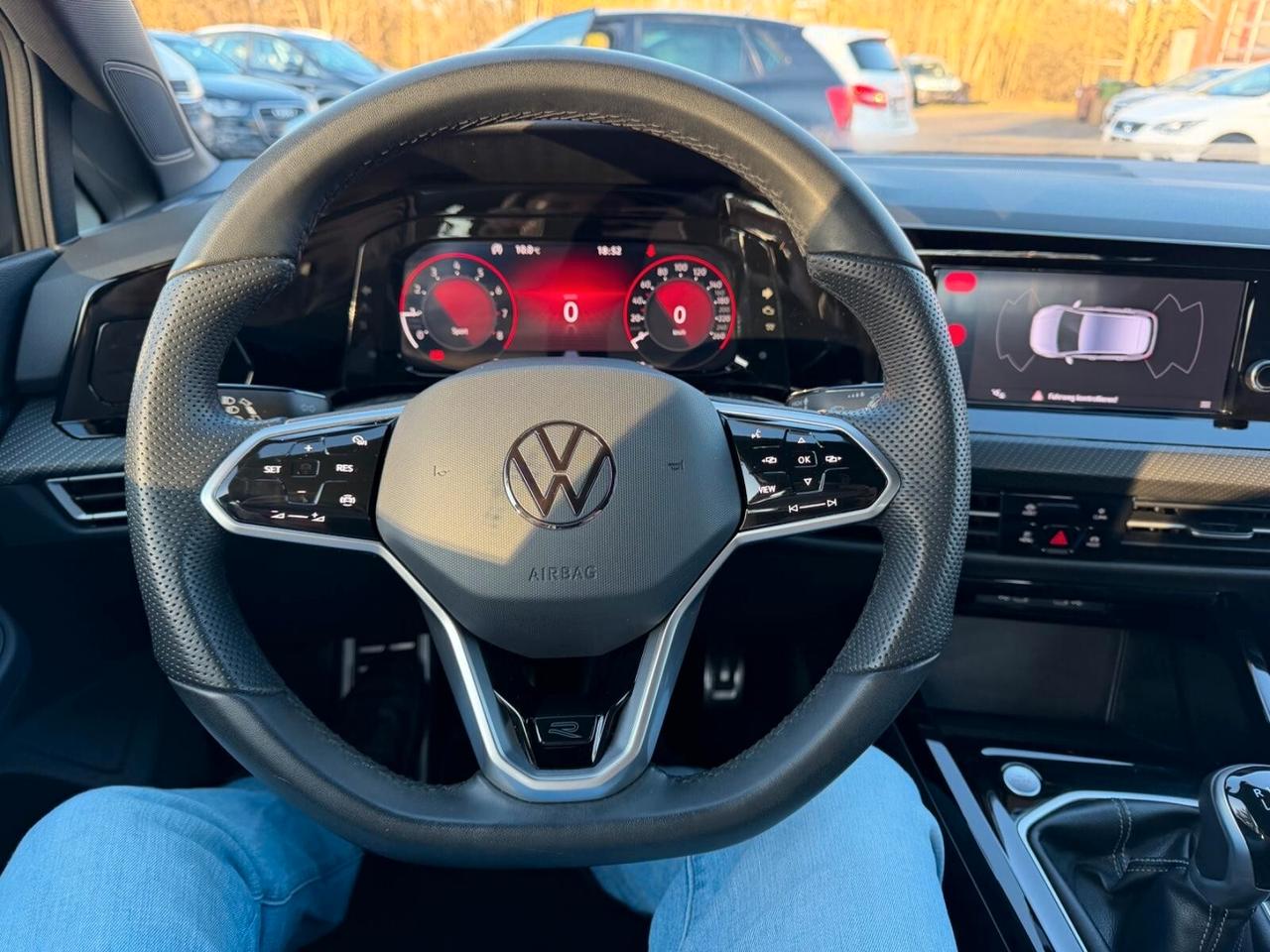 Volkswagen Golf VIII Lim. R-Line