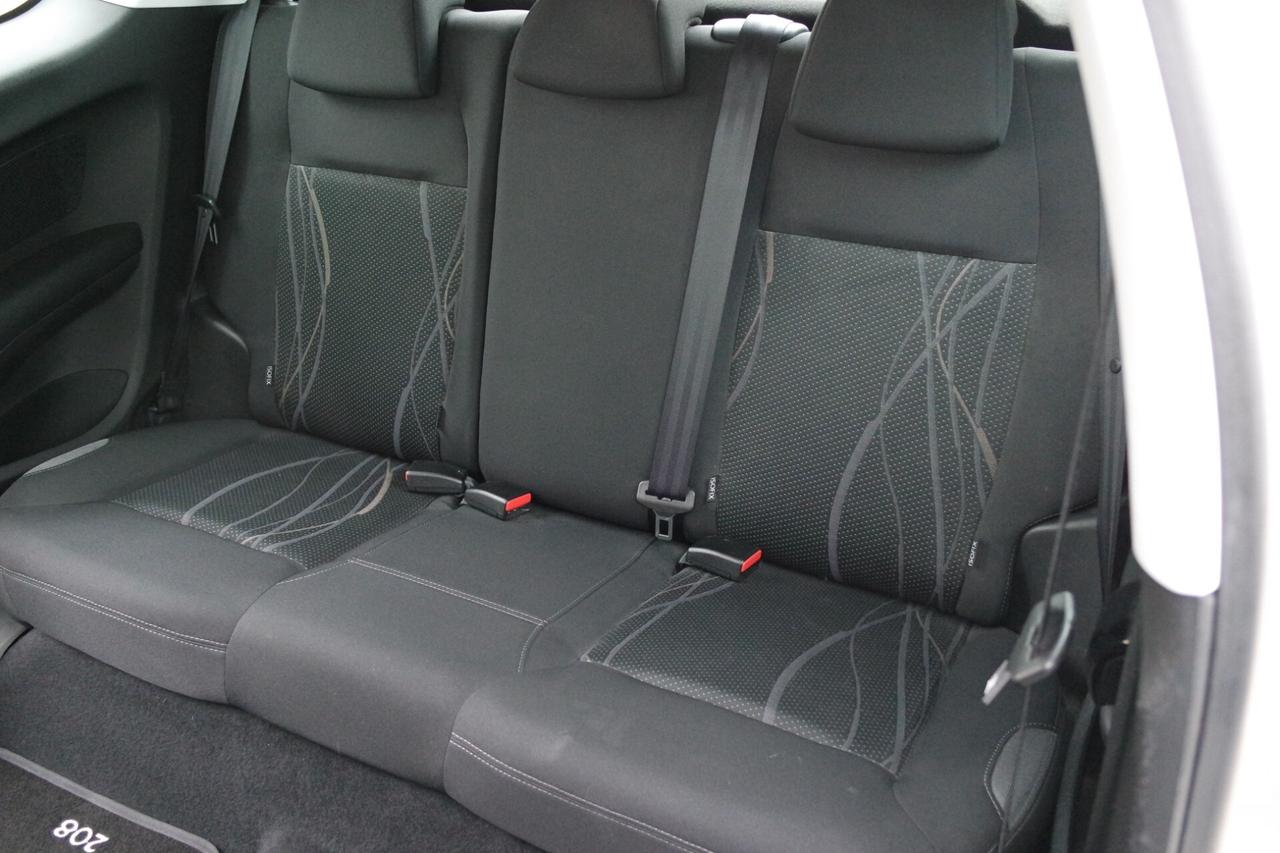 Peugeot 208 PureTech 82 3 porte Active