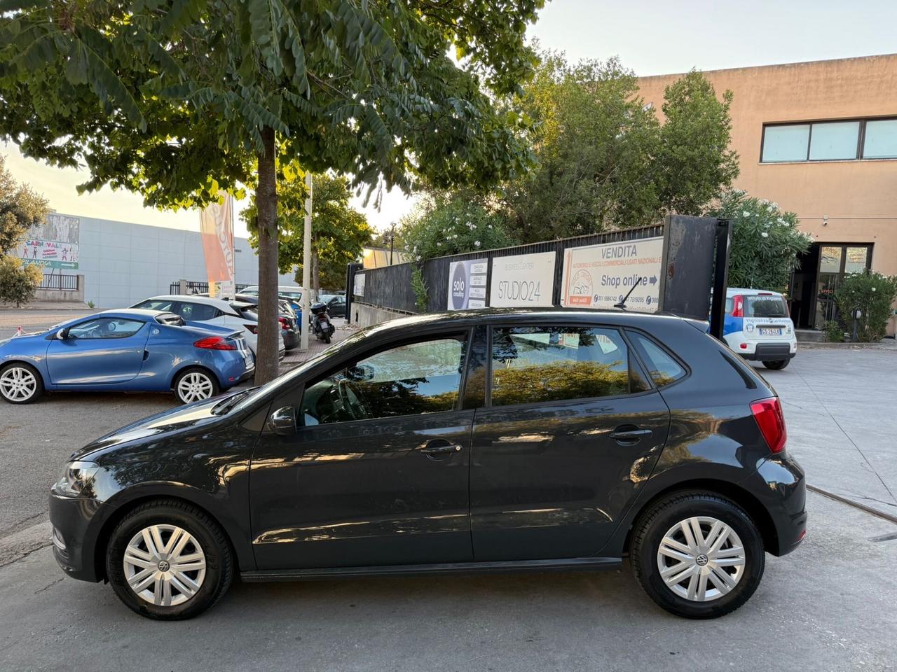 Volkswagen Polo 1..0 Benz. Km. 52.000 NEOPATENTATI