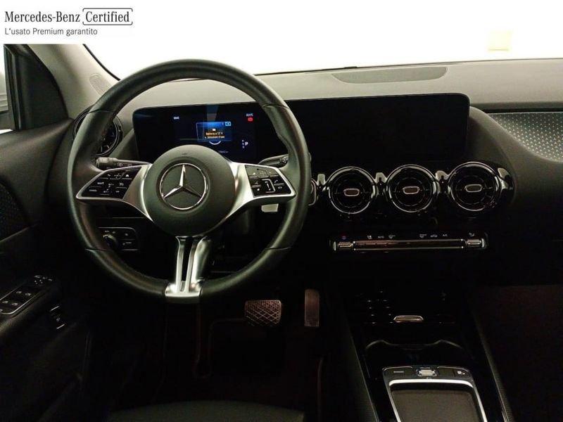 Mercedes-Benz GLA 180 D ADVANCED AUTO
