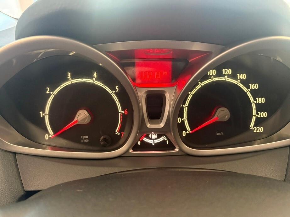 FORD FIESTA serie 3 benzina -GPL orig.FORD 1.4 Con Km 103.119 garanzia 12 mesi